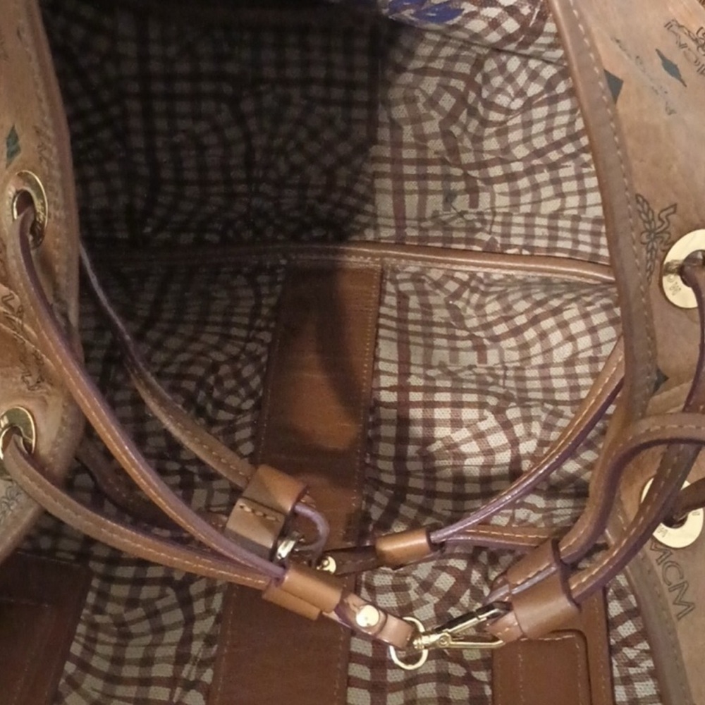 MCM Cognac Liz Reversible Vestos Large Shopper Tote Brown Monogram Gold Hardware - Picture 4 of 6